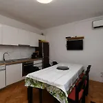 Vanja Apartamento
