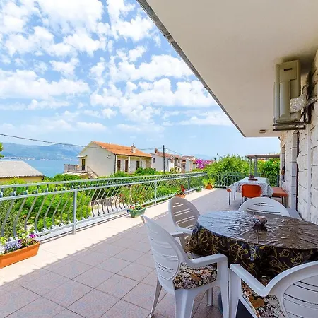 Vanja Apartament *